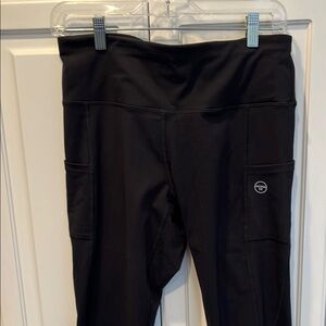 Capri Leggings Black Large